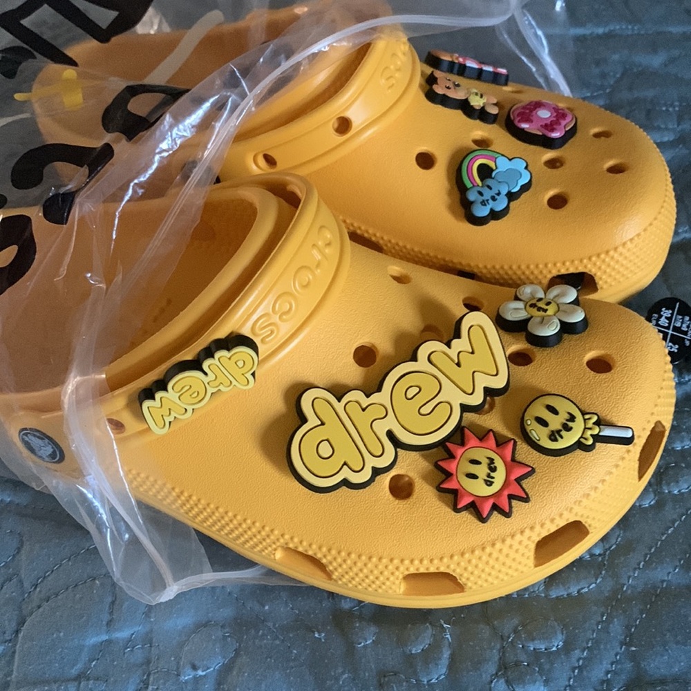 Crocs Justin Bieber with Drew. - Picture 4 of 5